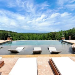 Ultimate Getaway w/ Pool, Game Room & Custom Bar!